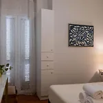 Mari's Kalamata