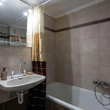 Mari's Апартаменты *