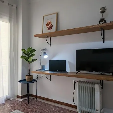 Mari's * Каламата